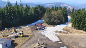 Ski areál SEVERKA v Dolní Lomné - Pohled na bazén - 18.3.2026 v 11:00 Ski areál SEVERKA v Dolní Lomné - Pohled na bazén - 18.3.2026 v 11:00