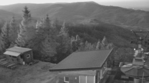 Ski areál SEVERKA v Dolní Lomné - Pohled na bazén - 18.3.2026 v 18:30 Ski areál SEVERKA v Dolní Lomné - Pohled na bazén - 18.3.2026 v 18:30