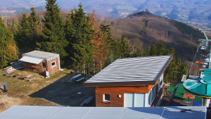 Ski areál SEVERKA v Dolní Lomné - Pohled na bazén - 10.4.2026 v 08:30 Ski areál SEVERKA v Dolní Lomné - Pohled na bazén - 10.4.2026 v 08:30
