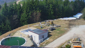 Ski areál SEVERKA v Dolní Lomné - Pohled na bazén - 10.4.2026 v 10:30 Ski areál SEVERKA v Dolní Lomné - Pohled na bazén - 10.4.2026 v 10:30