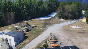 Ski areál SEVERKA v Dolní Lomné - Pohled na bazén - 10.4.2026 v 11:00 Ski areál SEVERKA v Dolní Lomné - Pohled na bazén - 10.4.2026 v 11:00