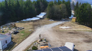 Ski areál SEVERKA v Dolní Lomné - Pohled na bazén - 10.4.2026 v 14:00 Ski areál SEVERKA v Dolní Lomné - Pohled na bazén - 10.4.2026 v 14:00