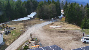 Ski areál SEVERKA v Dolní Lomné - Pohled na bazén - 10.4.2026 v 15:30 Ski areál SEVERKA v Dolní Lomné - Pohled na bazén - 10.4.2026 v 15:30