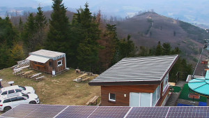 Ski areál SEVERKA v Dolní Lomné - Pohled na bazén - 10.4.2026 v 17:30 Ski areál SEVERKA v Dolní Lomné - Pohled na bazén - 10.4.2026 v 17:30
