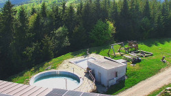 Pohled na bazén