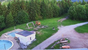 Ski areál SEVERKA v Dolní Lomné - Pohled na bazén - 16.6.2026 v 05:30 Ski areál SEVERKA v Dolní Lomné - Pohled na bazén - 16.6.2026 v 05:30
