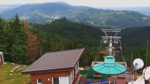 Skigebiet SEVERKA in Dolní Lomná - Blick auf den Pool - 11.7.2026 v 10:00 Skigebiet SEVERKA in Dolní Lomná - Blick auf den Pool - 11.7.2026 v 10:00