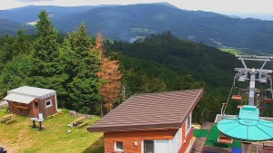 Skigebiet SEVERKA in Dolní Lomná - Blick auf den Pool - 11.7.2026 v 10:30 Skigebiet SEVERKA in Dolní Lomná - Blick auf den Pool - 11.7.2026 v 10:30
