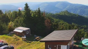 Skigebiet SEVERKA in Dolní Lomná - Blick auf den Pool - 11.7.2026 v 18:30 Skigebiet SEVERKA in Dolní Lomná - Blick auf den Pool - 11.7.2026 v 18:30