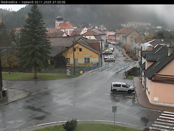 Snímek    3.11.2025 v 07:30