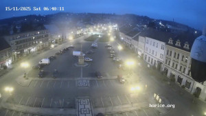Město Hořice - Náměstí Jiřího z Poděbrad - 15.11.2025 v 06:45 Město Hořice - Náměstí Jiřího z Poděbrad - 15.11.2025 v 06:45