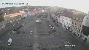 Město Hořice - Náměstí Jiřího z Poděbrad - 14.3.2026 v 06:45 Město Hořice - Náměstí Jiřího z Poděbrad - 14.3.2026 v 06:45