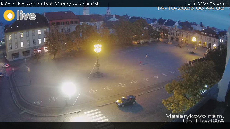 Město Uherské Hradiště - Masarykovo Náměstí - 14.10.2025 v 06:45 Město Uherské Hradiště - Masarykovo Náměstí - 14.10.2025 v 06:45