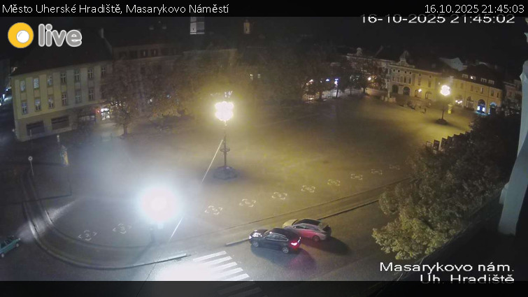 Město Uherské Hradiště - Masarykovo Náměstí - 16.10.2025 v 21:45 Město Uherské Hradiště - Masarykovo Náměstí - 16.10.2025 v 21:45