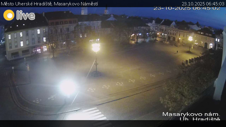 Město Uherské Hradiště - Masarykovo Náměstí - 23.10.2025 v 06:45 Město Uherské Hradiště - Masarykovo Náměstí - 23.10.2025 v 06:45