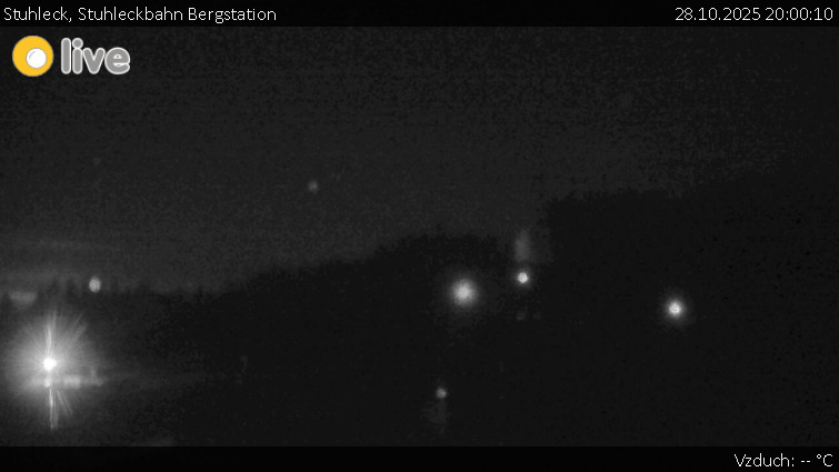 Stuhleck - Stuhleckbahn Bergstation - 28.10.2025 v 20:00 Stuhleck - Stuhleckbahn Bergstation - 28.10.2025 v 20:00