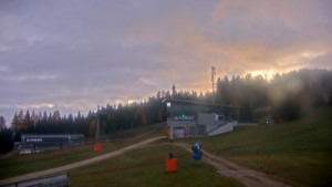 Stuhleck - Stuhleckbahn Bergstation - 31.10.2025 v 06:30 Stuhleck - Stuhleckbahn Bergstation - 31.10.2025 v 06:30