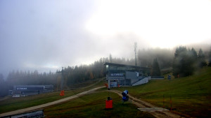Stuhleck - Stuhleckbahn Bergstation - 31.10.2025 v 07:15 Stuhleck - Stuhleckbahn Bergstation - 31.10.2025 v 07:15