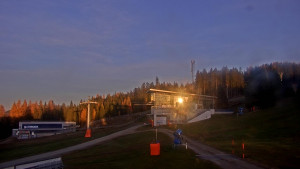 Stuhleck - Stuhleckbahn Bergstation - 31.10.2025 v 16:30 Stuhleck - Stuhleckbahn Bergstation - 31.10.2025 v 16:30