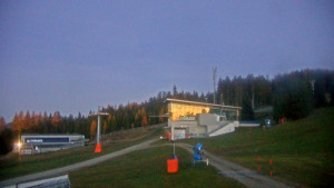 Stuhleck - Stuhleckbahn Bergstation - 31.10.2025 v 17:15 Stuhleck - Stuhleckbahn Bergstation - 31.10.2025 v 17:15