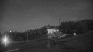 Stuhleck - Stuhleckbahn Bergstation - 31.10.2025 v 17:45 Stuhleck - Stuhleckbahn Bergstation - 31.10.2025 v 17:45