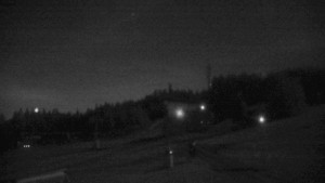 Stuhleck - Stuhleckbahn Bergstation - 31.10.2025 v 18:00 Stuhleck - Stuhleckbahn Bergstation - 31.10.2025 v 18:00