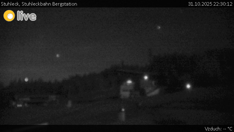 Stuhleck - Stuhleckbahn Bergstation - 31.10.2025 v 22:30 Stuhleck - Stuhleckbahn Bergstation - 31.10.2025 v 22:30