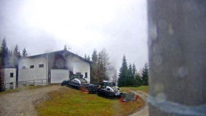 Stuhleck - Stuhleckbahn Bergstation - 17.11.2025 v 08:00 Stuhleck - Stuhleckbahn Bergstation - 17.11.2025 v 08:00