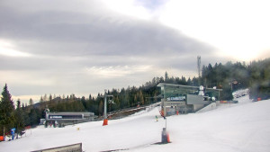 Stuhleck - Stuhleckbahn Bergstation - 16.12.2025 v 09:15 Stuhleck - Stuhleckbahn Bergstation - 16.12.2025 v 09:15