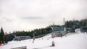 Stuhleck - Stuhleckbahn Bergstation - 16.12.2025 v 10:45 Stuhleck - Stuhleckbahn Bergstation - 16.12.2025 v 10:45