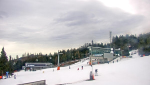 Stuhleck - Stuhleckbahn Bergstation - 16.12.2025 v 13:15 Stuhleck - Stuhleckbahn Bergstation - 16.12.2025 v 13:15