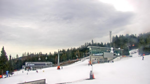 Stuhleck - Stuhleckbahn Bergstation - 16.12.2025 v 13:30 Stuhleck - Stuhleckbahn Bergstation - 16.12.2025 v 13:30