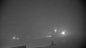 Stuhleck - Stuhleckbahn Bergstation - 23.12.2025 v 17:00 Stuhleck - Stuhleckbahn Bergstation - 23.12.2025 v 17:00