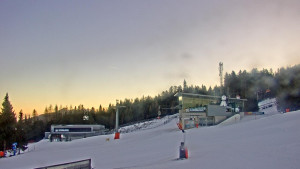 Stuhleck - Stuhleckbahn Bergstation - 28.12.2025 v 08:30 Stuhleck - Stuhleckbahn Bergstation - 28.12.2025 v 08:30