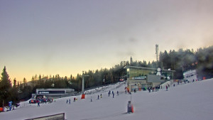 Stuhleck - Stuhleckbahn Bergstation - 28.12.2025 v 09:15 Stuhleck - Stuhleckbahn Bergstation - 28.12.2025 v 09:15