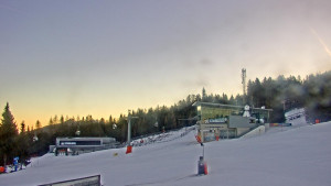 Stuhleck - Stuhleckbahn Bergstation - 29.12.2025 v 08:30 Stuhleck - Stuhleckbahn Bergstation - 29.12.2025 v 08:30