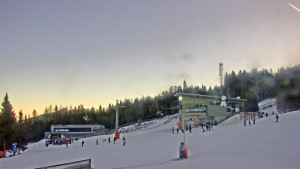 Stuhleck - Stuhleckbahn Bergstation - 29.12.2025 v 09:15 Stuhleck - Stuhleckbahn Bergstation - 29.12.2025 v 09:15