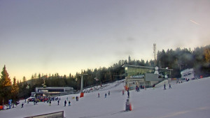 Stuhleck - Stuhleckbahn Bergstation - 29.12.2025 v 09:30 Stuhleck - Stuhleckbahn Bergstation - 29.12.2025 v 09:30