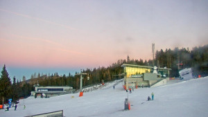 Stuhleck - Stuhleckbahn Bergstation - 29.12.2025 v 16:30 Stuhleck - Stuhleckbahn Bergstation - 29.12.2025 v 16:30