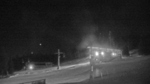 Stuhleck - Stuhleckbahn Bergstation - 29.12.2025 v 18:00 Stuhleck - Stuhleckbahn Bergstation - 29.12.2025 v 18:00