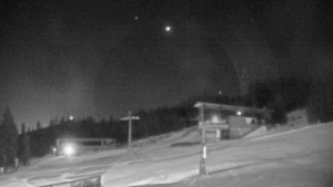 Stuhleck - Stuhleckbahn Bergstation - 29.12.2025 v 19:30 Stuhleck - Stuhleckbahn Bergstation - 29.12.2025 v 19:30