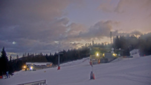 Stuhleck - Stuhleckbahn Bergstation - 31.12.2025 v 07:30 Stuhleck - Stuhleckbahn Bergstation - 31.12.2025 v 07:30