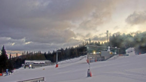 Stuhleck - Stuhleckbahn Bergstation - 31.12.2025 v 07:45 Stuhleck - Stuhleckbahn Bergstation - 31.12.2025 v 07:45