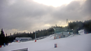 Stuhleck - Stuhleckbahn Bergstation - 13.2.2026 v 07:15 Stuhleck - Stuhleckbahn Bergstation - 13.2.2026 v 07:15