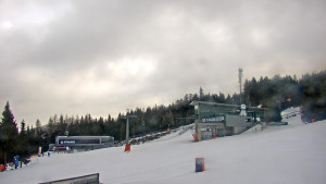 Stuhleck - Stuhleckbahn Bergstation - 13.2.2026 v 08:30 Stuhleck - Stuhleckbahn Bergstation - 13.2.2026 v 08:30