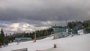 Stuhleck - Stuhleckbahn Bergstation - 12.3.2026 v 13:00 Stuhleck - Stuhleckbahn Bergstation - 12.3.2026 v 13:00