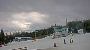 Stuhleck - Stuhleckbahn Bergstation - 12.3.2026 v 13:45 Stuhleck - Stuhleckbahn Bergstation - 12.3.2026 v 13:45