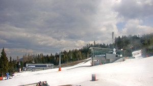 Stuhleck - Stuhleckbahn Bergstation - 24.3.2026 v 11:30 Stuhleck - Stuhleckbahn Bergstation - 24.3.2026 v 11:30