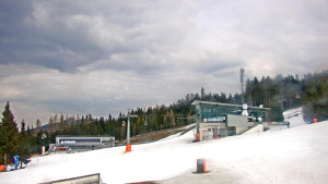 Stuhleck - Stuhleckbahn Bergstation - 24.3.2026 v 14:45 Stuhleck - Stuhleckbahn Bergstation - 24.3.2026 v 14:45