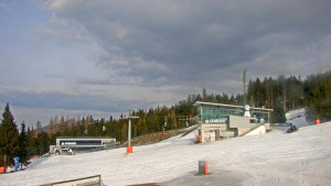 Stuhleck - Stuhleckbahn Bergstation - 24.3.2026 v 16:15 Stuhleck - Stuhleckbahn Bergstation - 24.3.2026 v 16:15